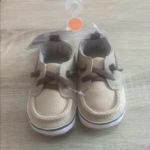 Carters Baby Corduroy Boat Shoes 6 -9 Months NWT